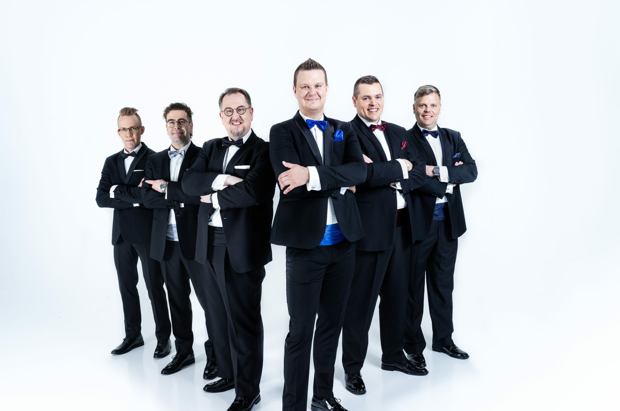 Ke 23.7 klo 19.30 Sinitaivas sekä Peltolan Pojat + karaoke